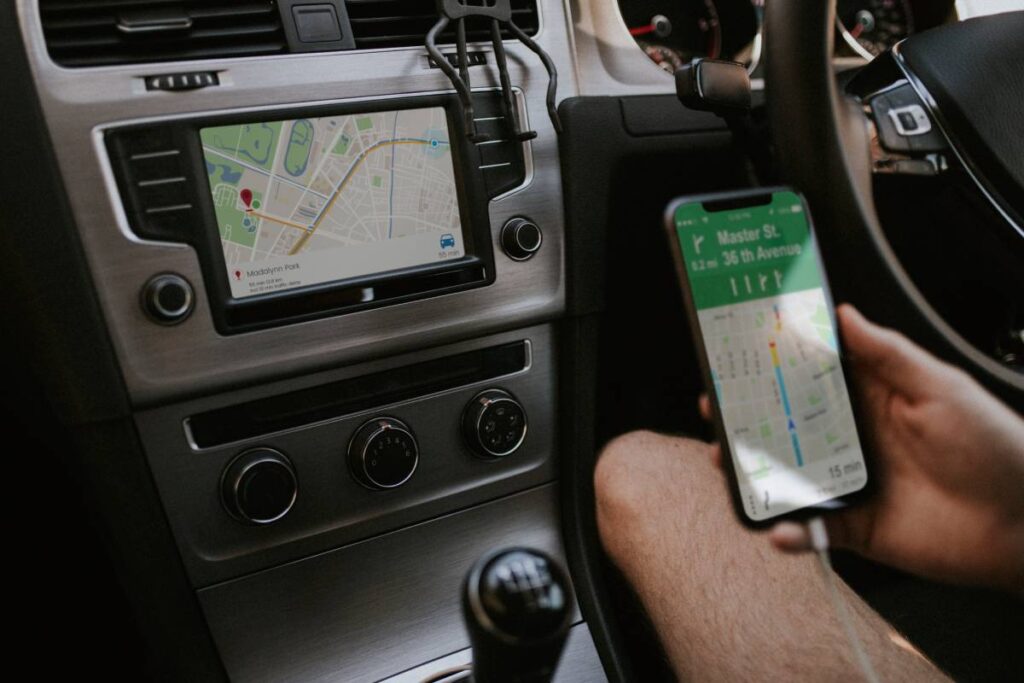 traceurs GPS pour voiture