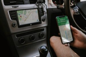traceurs GPS pour voiture